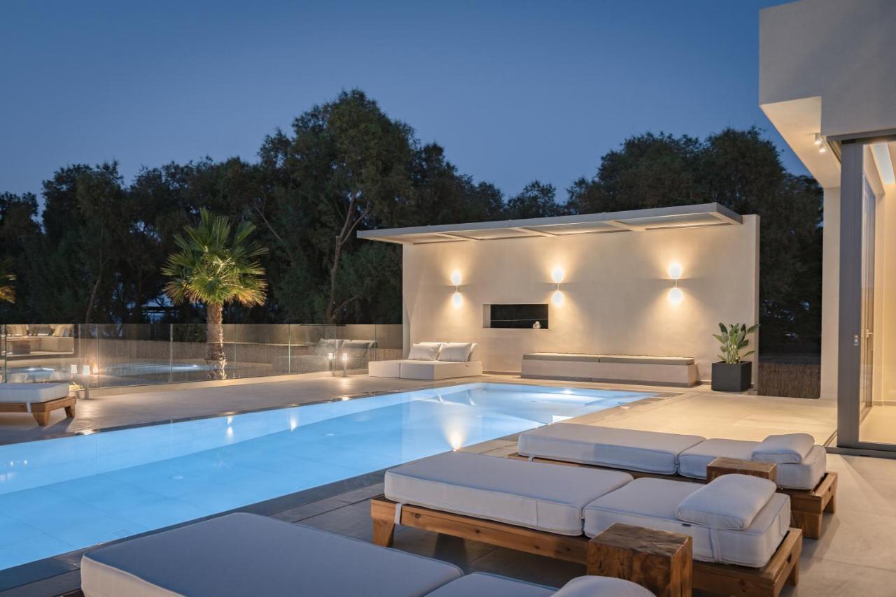 Melia Artemis SeaFront Villa, an Evanescence Sea Retreat Tavronitis Esterno foto