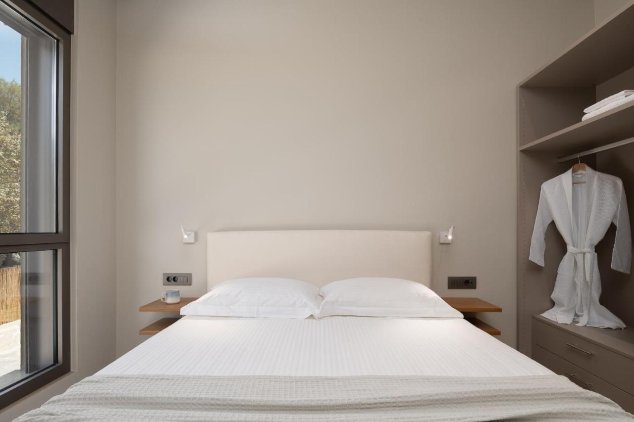 Melia Artemis SeaFront Villa, an Evanescence Sea Retreat Tavronitis Esterno foto