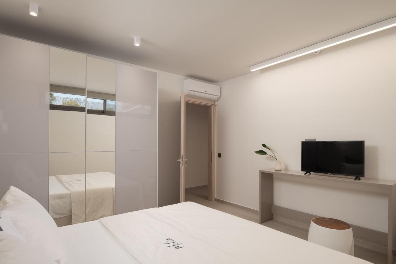 Melia Artemis SeaFront Villa, an Evanescence Sea Retreat Tavronitis Esterno foto