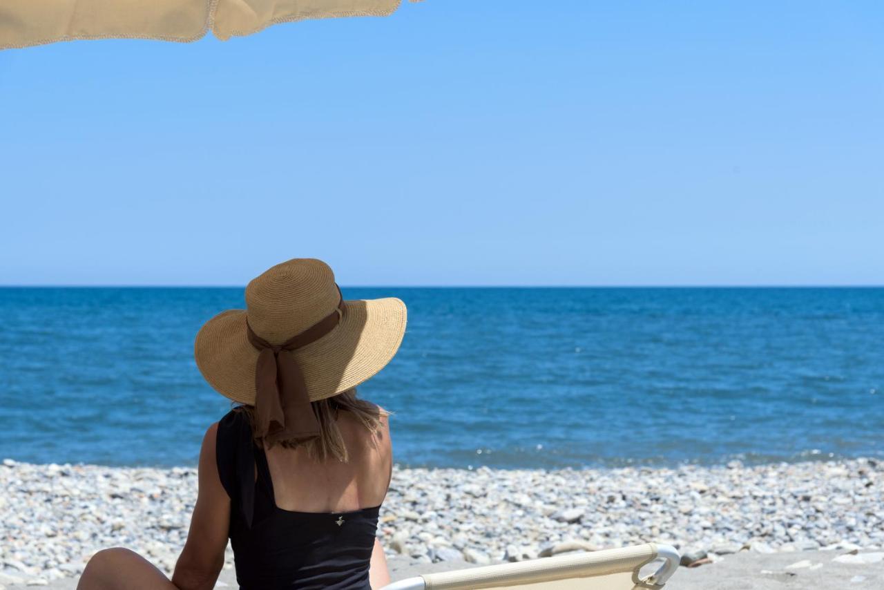 Melia Artemis SeaFront Villa, an Evanescence Sea Retreat Tavronitis Esterno foto
